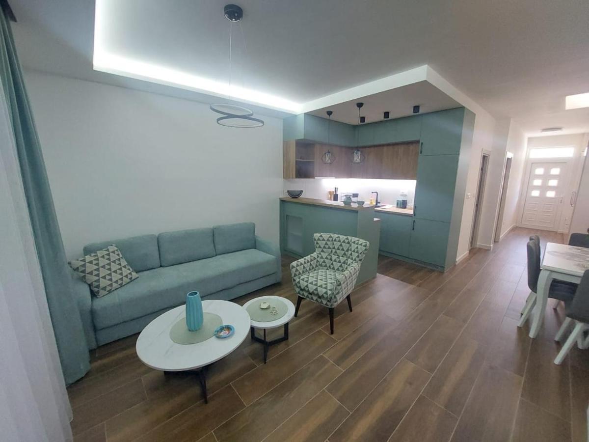 Apartment Sara With Seaview Budva Bagian luar foto