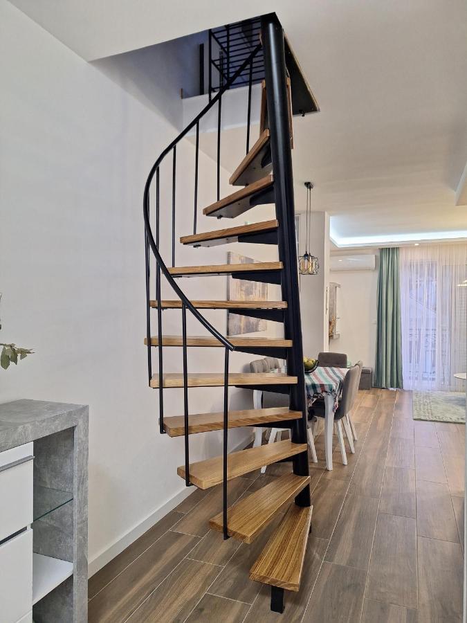 Apartment Sara With Seaview Budva Bagian luar foto
